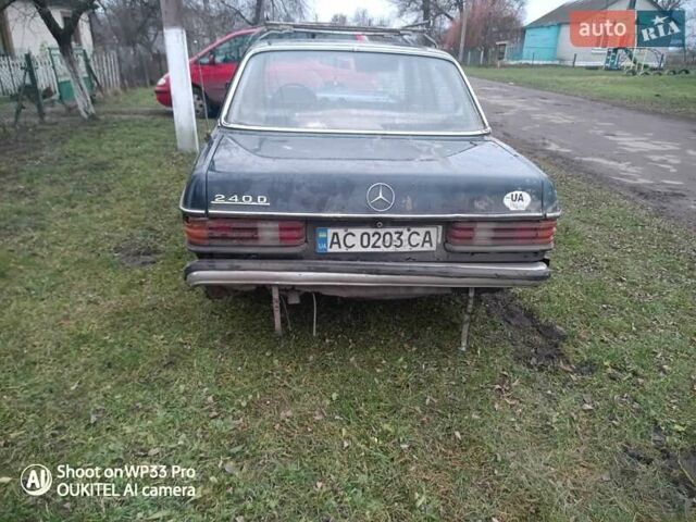 Синий Мерседес Е-Класс, объемом двигателя 2.4 л и пробегом 400 тыс. км за 700 $, фото 7 на Automoto.ua