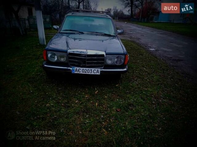 Синий Мерседес Е-Класс, объемом двигателя 2.4 л и пробегом 400 тыс. км за 700 $, фото 6 на Automoto.ua