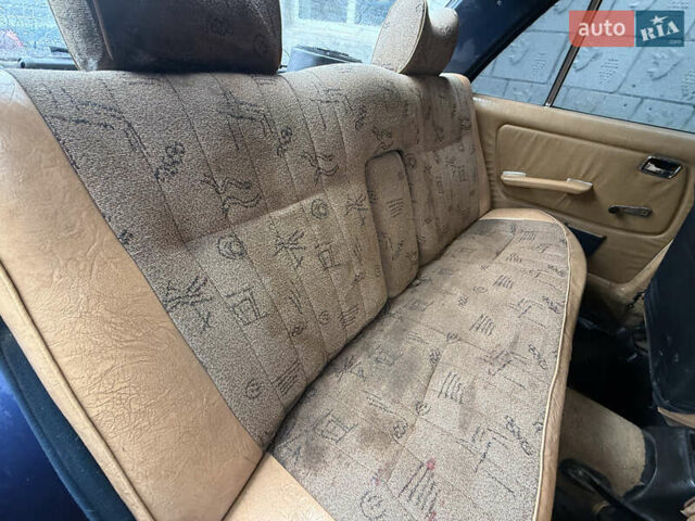 Мерседес Е-Класс 1982 в Кропивницком (Кировограде) на Automoto.ua Синий Мерседес Е-Класс, объемом двигателя 3 л и пробегом 287 тыс. км за 1500 $, фото 13 на Automoto.ua