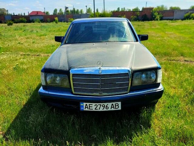 Мерседес Е-Класс 1985 в Николаеве на Automoto.ua Синий Мерседес Е-Класс, объемом двигателя 3 л и пробегом 0 тыс. км за 2300 $, фото 2 на Automoto.ua