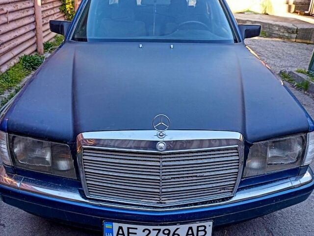 Мерседес Е-Класс 1985 в Николаеве на Automoto.ua Синий Мерседес Е-Класс, объемом двигателя 3 л и пробегом 0 тыс. км за 2300 $, фото 7 на Automoto.ua