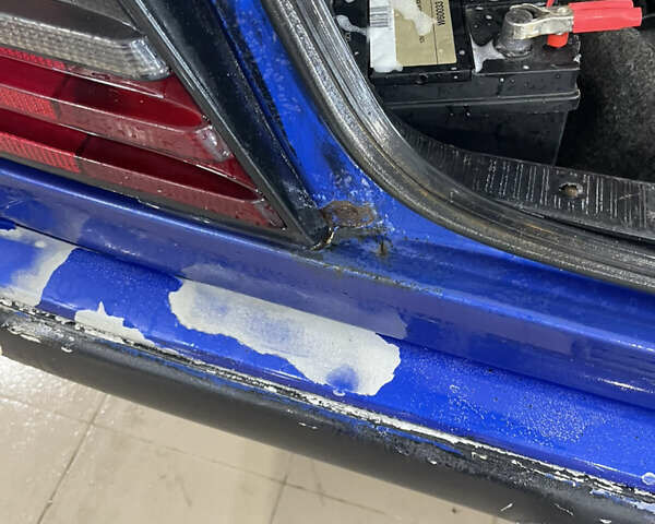 Синий Мерседес Е-Класс, объемом двигателя 2.5 л и пробегом 100 тыс. км за 1100 $, фото 19 на Automoto.ua