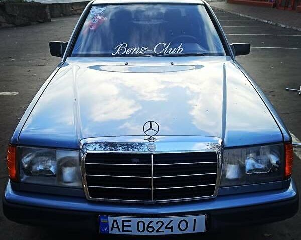 Синій Мерседес Е-Клас, об'ємом двигуна 2.3 л та пробігом 450 тис. км за 3000 $, фото 2 на Automoto.ua