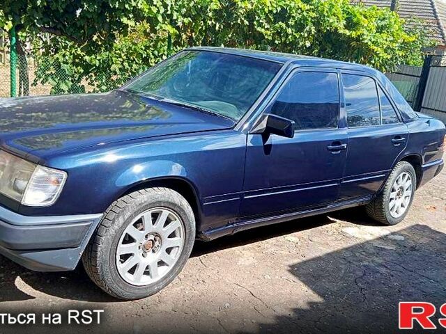 Синій Мерседес Е-Клас, об'ємом двигуна 2 л та пробігом 0 тис. км за 1500 $, фото 7 на Automoto.ua