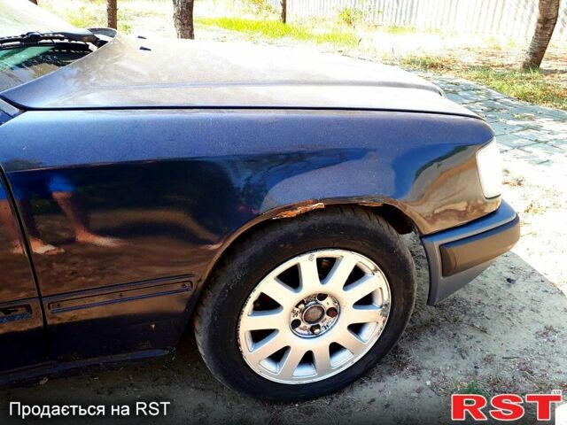 Синій Мерседес Е-Клас, об'ємом двигуна 2 л та пробігом 0 тис. км за 1500 $, фото 2 на Automoto.ua