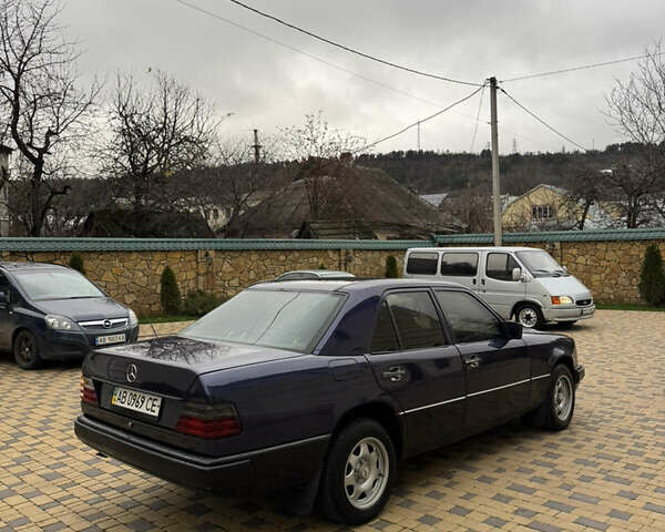 Синий Мерседес Е-Класс, объемом двигателя 2 л и пробегом 390 тыс. км за 1950 $, фото 20 на Automoto.ua