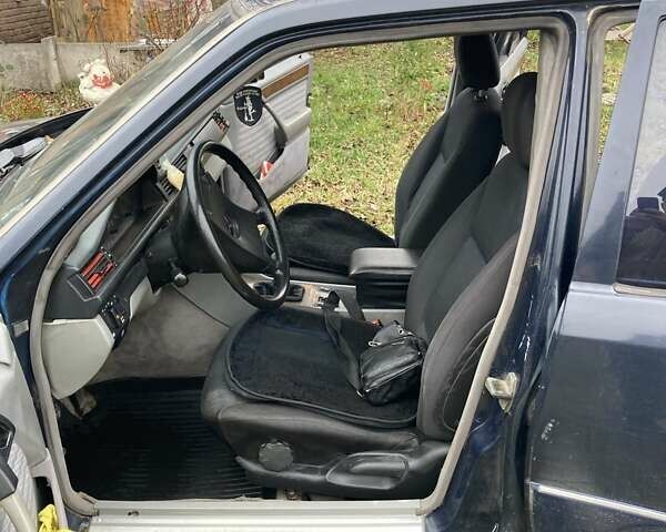 Синій Мерседес Е-Клас, об'ємом двигуна 3 л та пробігом 400 тис. км за 1800 $, фото 7 на Automoto.ua