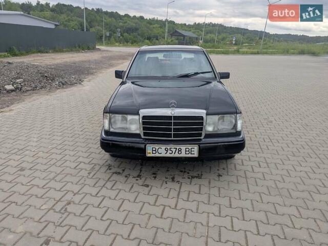 Синий Мерседес Е-Класс, объемом двигателя 2 л и пробегом 530 тыс. км за 1800 $, фото 4 на Automoto.ua