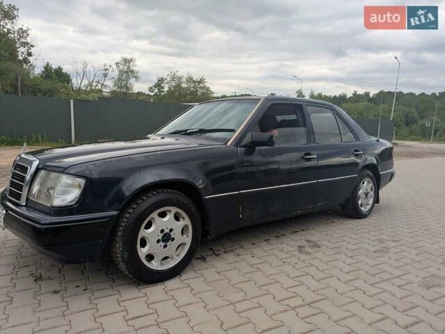 Синий Мерседес Е-Класс, объемом двигателя 2 л и пробегом 530 тыс. км за 1800 $, фото 5 на Automoto.ua