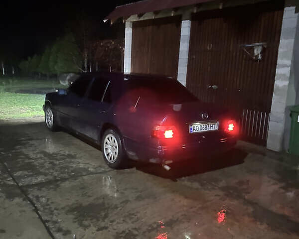 Синій Мерседес Е-Клас, об'ємом двигуна 2.2 л та пробігом 400 тис. км за 2500 $, фото 9 на Automoto.ua