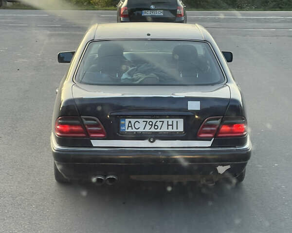 Синій Мерседес Е-Клас, об'ємом двигуна 2.3 л та пробігом 320 тис. км за 2500 $, фото 7 на Automoto.ua