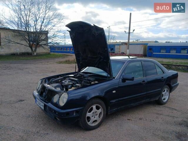 Синій Мерседес Е-Клас, об'ємом двигуна 2.2 л та пробігом 450 тис. км за 2700 $, фото 14 на Automoto.ua