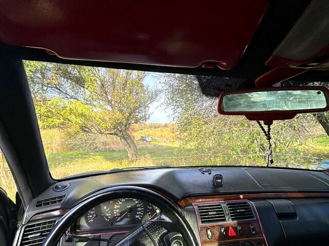 Синій Мерседес Е-Клас, об'ємом двигуна 3.2 л та пробігом 333 тис. км за 4300 $, фото 3 на Automoto.ua