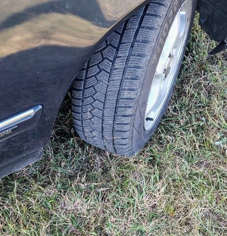 Синій Мерседес Е-Клас, об'ємом двигуна 2 л та пробігом 520 тис. км за 3100 $, фото 5 на Automoto.ua