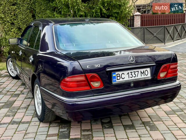 Синий Мерседес Е-Класс, объемом двигателя 2.3 л и пробегом 350 тыс. км за 2450 $, фото 15 на Automoto.ua