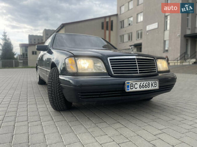 Синий Мерседес Е-Класс, объемом двигателя 3 л и пробегом 490 тыс. км за 6000 $, фото 9 на Automoto.ua