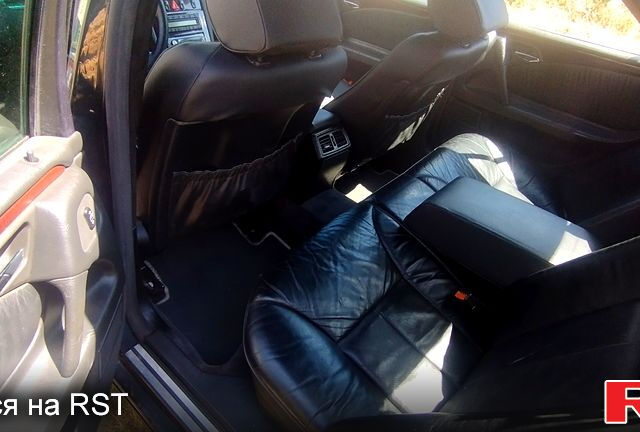 Синій Мерседес Е-Клас, об'ємом двигуна 3.2 л та пробігом 377 тис. км за 3500 $, фото 7 на Automoto.ua