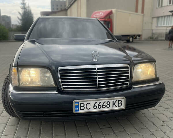 Синий Мерседес Е-Класс, объемом двигателя 3 л и пробегом 490 тыс. км за 6000 $, фото 8 на Automoto.ua