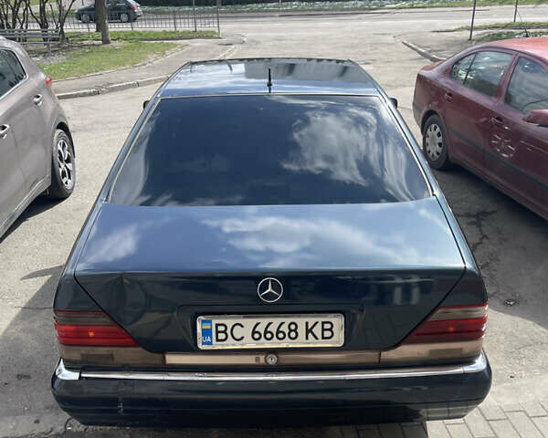 Синий Мерседес Е-Класс, объемом двигателя 3 л и пробегом 490 тыс. км за 6000 $, фото 14 на Automoto.ua