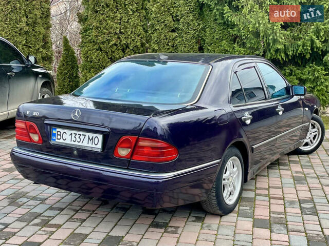 Синий Мерседес Е-Класс, объемом двигателя 2.3 л и пробегом 350 тыс. км за 2450 $, фото 31 на Automoto.ua