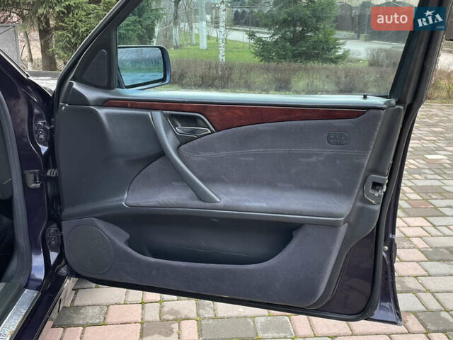 Синий Мерседес Е-Класс, объемом двигателя 2.3 л и пробегом 350 тыс. км за 2450 $, фото 17 на Automoto.ua