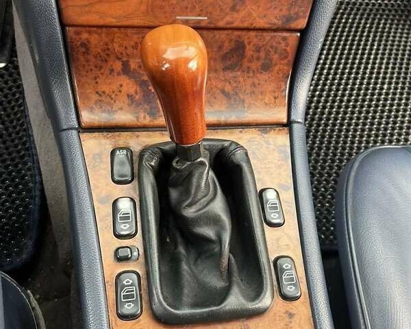 Мерседес Е-Класс 1998 в Харькове на Automoto.ua Синий Мерседес Е-Класс, объемом двигателя 2.5 л и пробегом 225 тыс. км за 3900 $, фото 36 на Automoto.ua