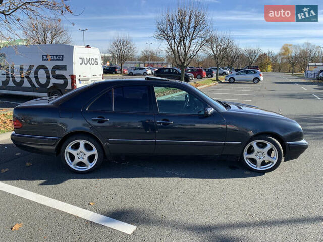 Синий Мерседес Е-Класс, объемом двигателя 2.4 л и пробегом 234 тыс. км за 3500 $, фото 6 на Automoto.ua