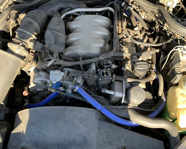 Синий Мерседес Е-Класс, объемом двигателя 2.4 л и пробегом 234 тыс. км за 3500 $, фото 25 на Automoto.ua