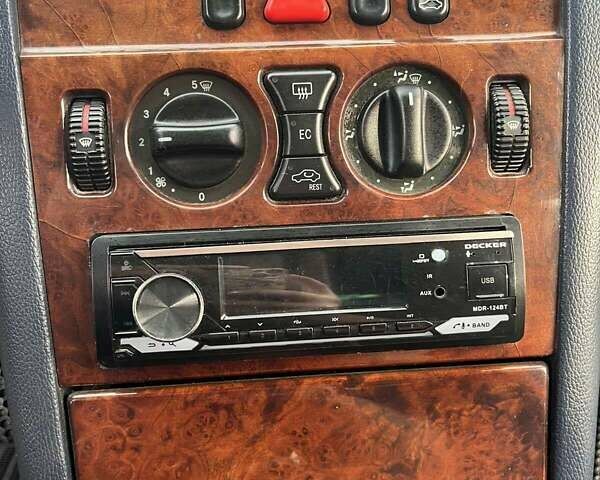 Мерседес Е-Класс 1998 в Харькове на Automoto.ua Синий Мерседес Е-Класс, объемом двигателя 2.5 л и пробегом 225 тыс. км за 3900 $, фото 5 на Automoto.ua