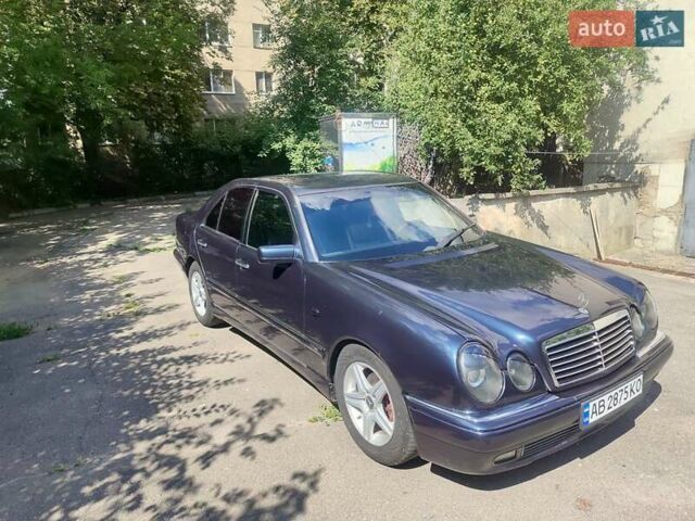 Синій Мерседес Е-Клас, об'ємом двигуна 2.4 л та пробігом 298 тис. км за 3800 $, фото 5 на Automoto.ua