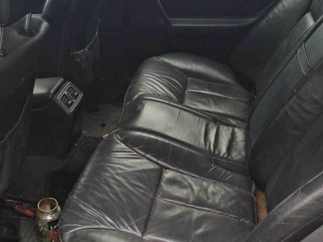 Синій Мерседес Е-Клас, об'ємом двигуна 2.4 л та пробігом 400 тис. км за 1800 $, фото 4 на Automoto.ua