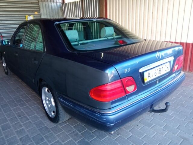 Синій Мерседес Е-Клас, об'ємом двигуна 0 л та пробігом 333 тис. км за 2399 $, фото 7 на Automoto.ua