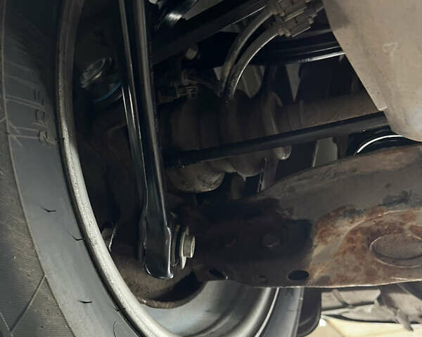 Синій Мерседес Е-Клас, об'ємом двигуна 2.8 л та пробігом 381 тис. км за 3300 $, фото 11 на Automoto.ua