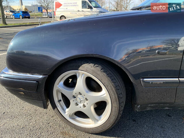 Синий Мерседес Е-Класс, объемом двигателя 2.4 л и пробегом 234 тыс. км за 3500 $, фото 11 на Automoto.ua