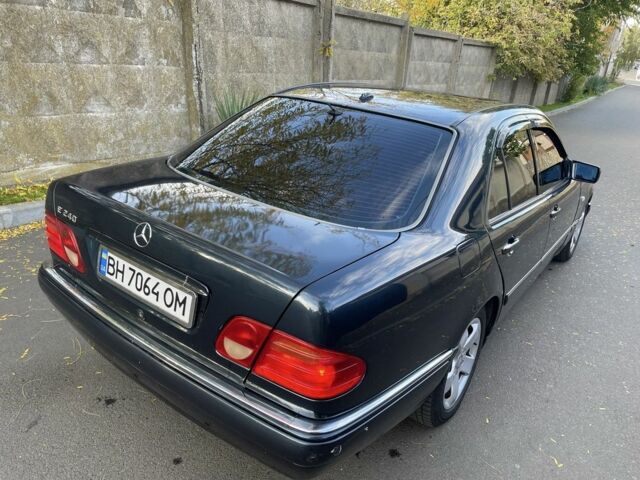 Мерседес Е-Класс 1998 в Овидиополе на Automoto.ua Синий Мерседес Е-Класс, объемом двигателя 2.4 л и пробегом 333 тыс. км за 3300 $, фото 7 на Automoto.ua