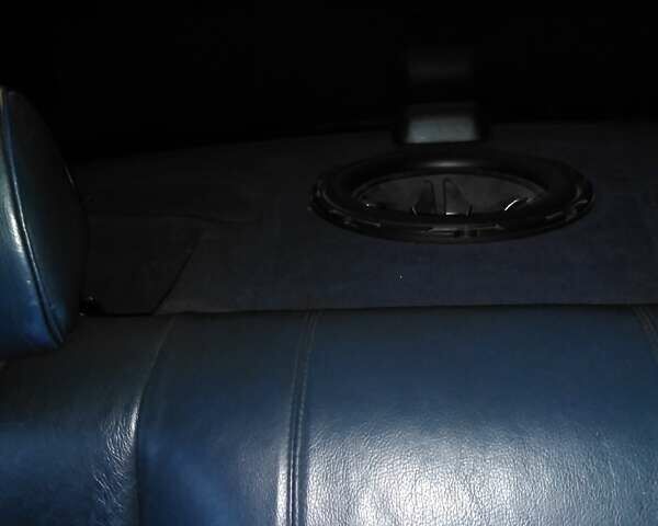 Синий Мерседес Е-Класс, объемом двигателя 2.8 л и пробегом 515 тыс. км за 4200 $, фото 8 на Automoto.ua