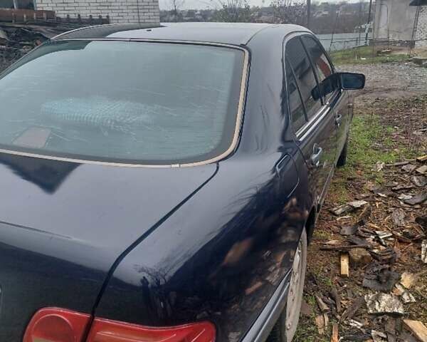 Синий Мерседес Е-Класс, объемом двигателя 2.4 л и пробегом 440 тыс. км за 3500 $, фото 1 на Automoto.ua