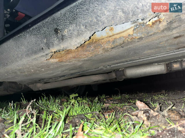 Синій Мерседес Е-Клас, об'ємом двигуна 2.8 л та пробігом 381 тис. км за 3300 $, фото 20 на Automoto.ua