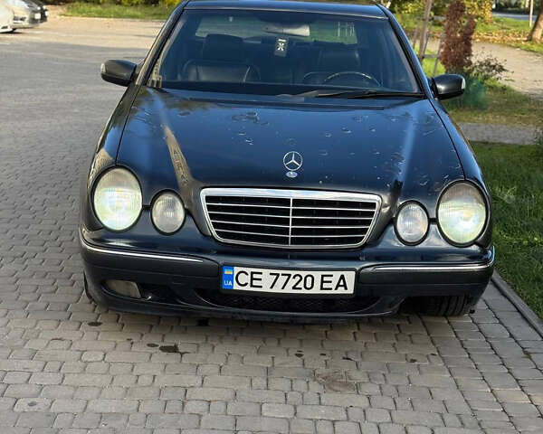 Синий Мерседес Е-Класс, объемом двигателя 3.22 л и пробегом 540 тыс. км за 3199 $, фото 1 на Automoto.ua