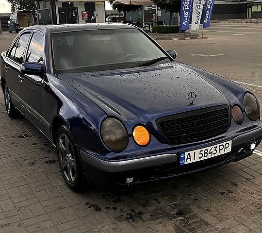 Синій Мерседес Е-Клас, об'ємом двигуна 2.6 л та пробігом 490 тис. км за 3150 $, фото 8 на Automoto.ua