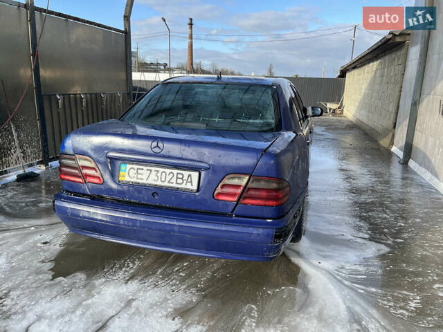 Синій Мерседес Е-Клас, об'ємом двигуна 2.2 л та пробігом 400 тис. км за 1200 $, фото 4 на Automoto.ua
