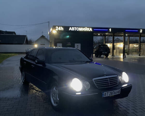 Синий Мерседес Е-Класс, объемом двигателя 2.4 л и пробегом 250 тыс. км за 2550 $, фото 1 на Automoto.ua