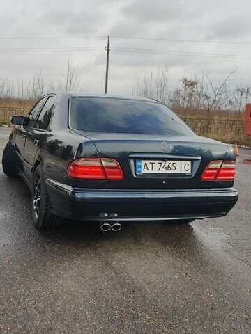 Синій Мерседес Е-Клас, об'ємом двигуна 2 л та пробігом 300 тис. км за 4700 $, фото 9 на Automoto.ua