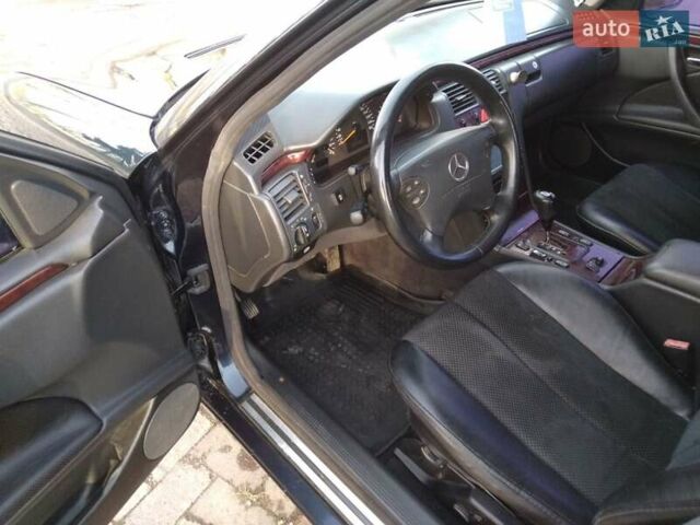 Синий Мерседес Е-Класс, объемом двигателя 2 л и пробегом 480 тыс. км за 3700 $, фото 19 на Automoto.ua