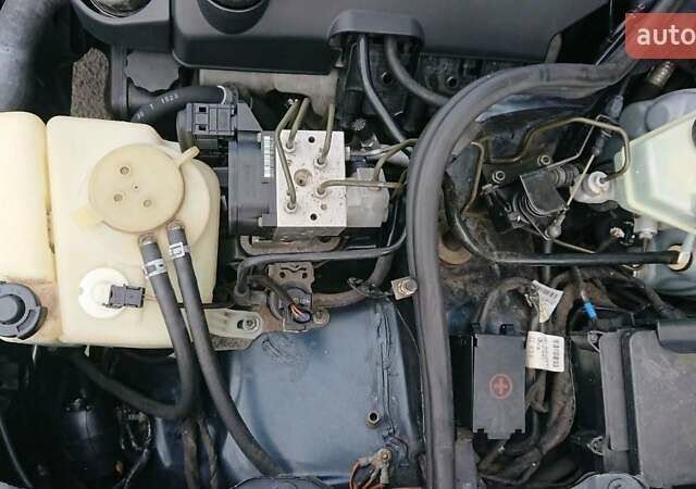 Синій Мерседес Е-Клас, об'ємом двигуна 2.6 л та пробігом 302 тис. км за 5300 $, фото 25 на Automoto.ua