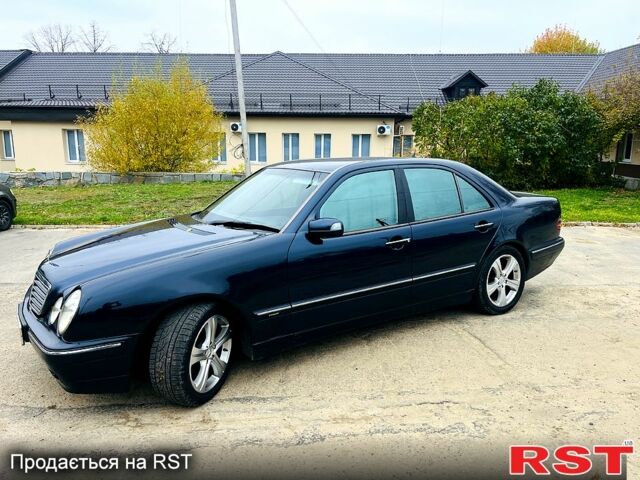 Синій Мерседес Е-Клас, об'ємом двигуна 2.1 л та пробігом 390 тис. км за 5000 $, фото 5 на Automoto.ua