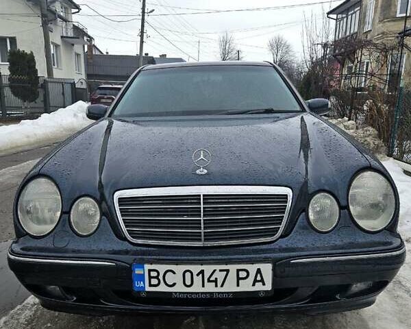 Синий Мерседес Е-Класс, объемом двигателя 2 л и пробегом 272 тыс. км за 4700 $, фото 4 на Automoto.ua