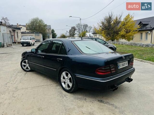 Синий Мерседес Е-Класс, объемом двигателя 2.15 л и пробегом 395 тыс. км за 5000 $, фото 1 на Automoto.ua