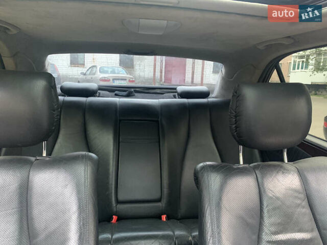 Синій Мерседес Е-Клас, об'ємом двигуна 3.2 л та пробігом 311 тис. км за 4500 $, фото 2 на Automoto.ua