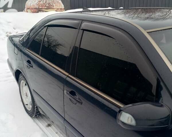 Синий Мерседес Е-Класс, объемом двигателя 2.2 л и пробегом 447 тыс. км за 2599 $, фото 6 на Automoto.ua